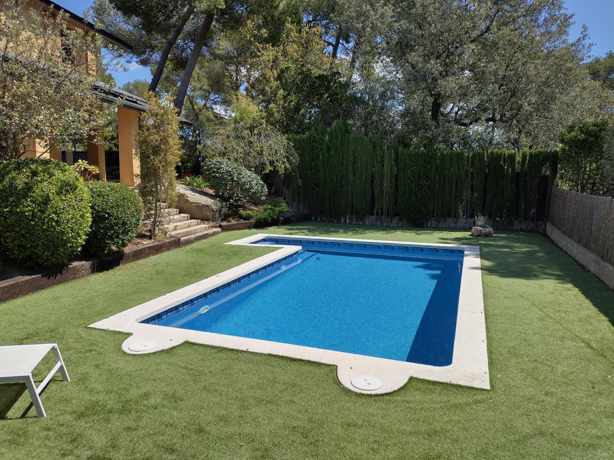 הוילה Sant Cebrià de Vallalta Casa Feliz מראה חיצוני תמונה