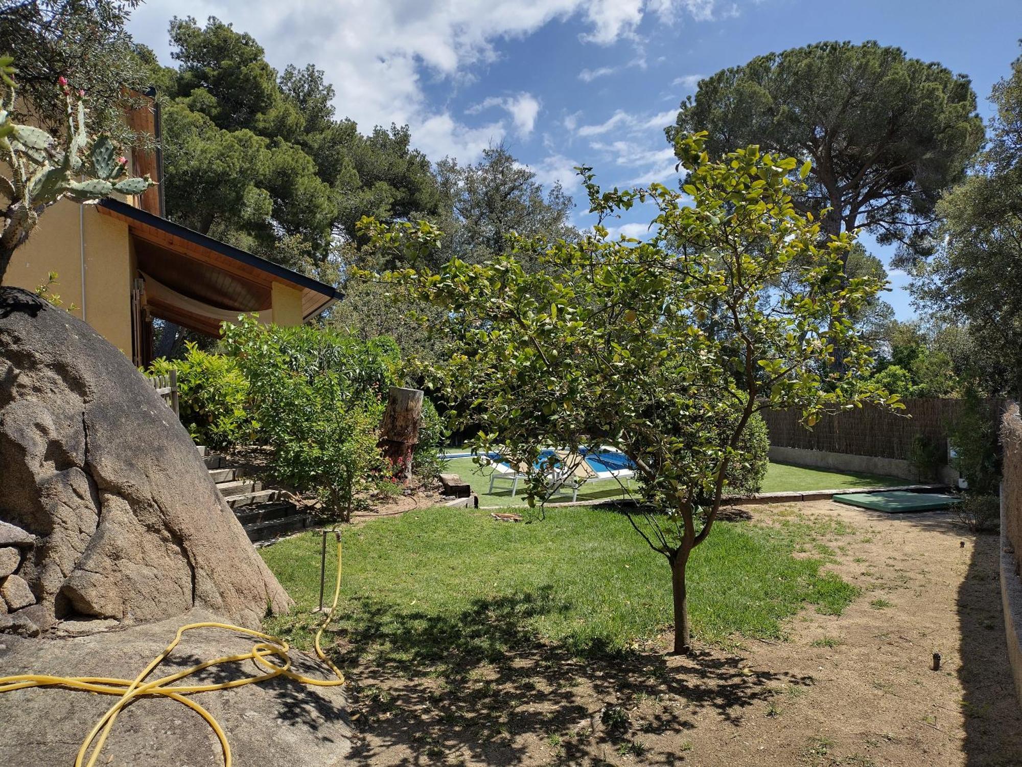 הוילה Sant Cebrià de Vallalta Casa Feliz מראה חיצוני תמונה