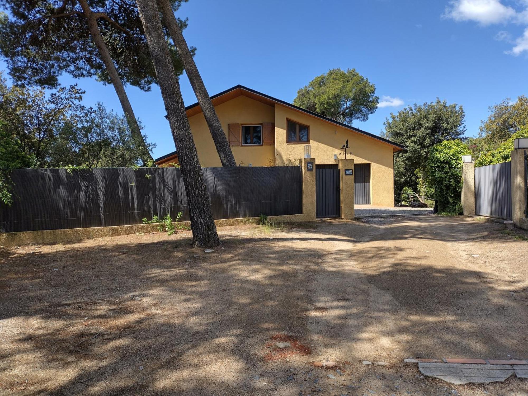 הוילה Sant Cebrià de Vallalta Casa Feliz מראה חיצוני תמונה