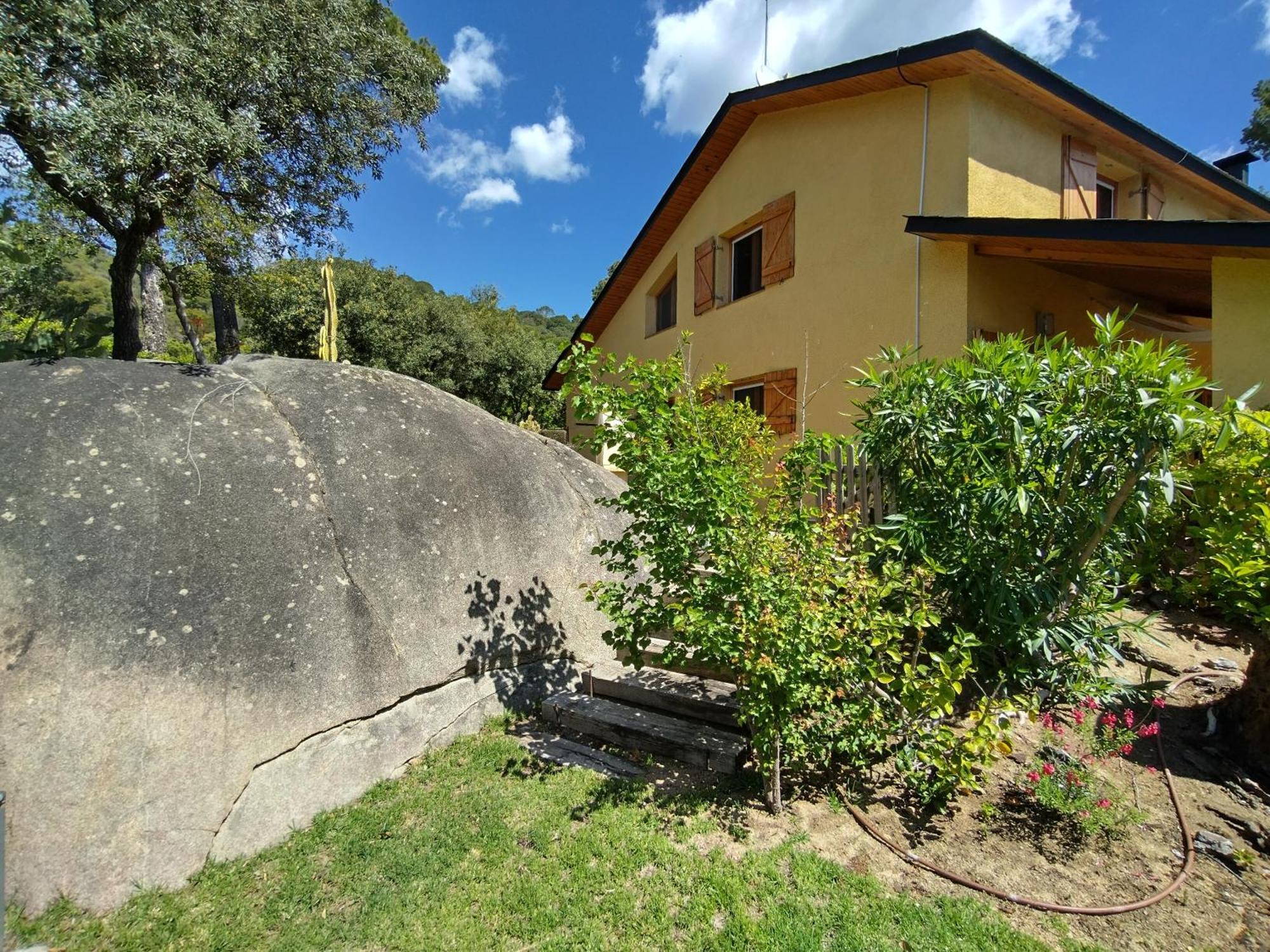הוילה Sant Cebrià de Vallalta Casa Feliz מראה חיצוני תמונה